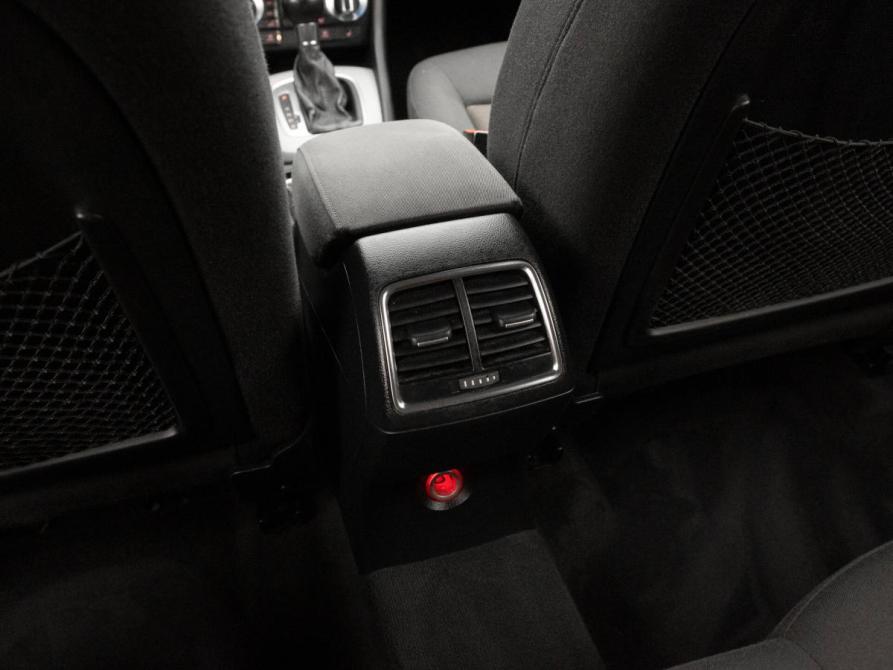 Audi Q3 I (8U) Москва  - изображение 13