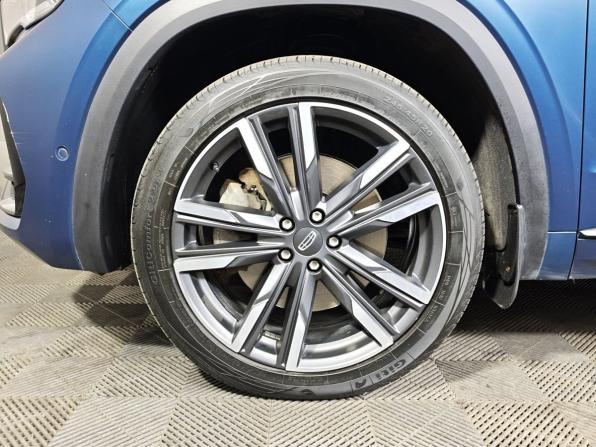 Geely Monjaro I с пробегом 2023 года, цена 3 491 000 рублей, 49381 км, внедорожник, Автокод Объявления
