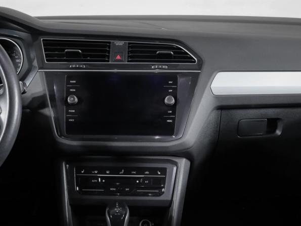 Volkswagen Tiguan II Рестайлинг с пробегом 2020 года, цена 2 460 000 рублей, 51000 км, внедорожник, Автокод Объявления