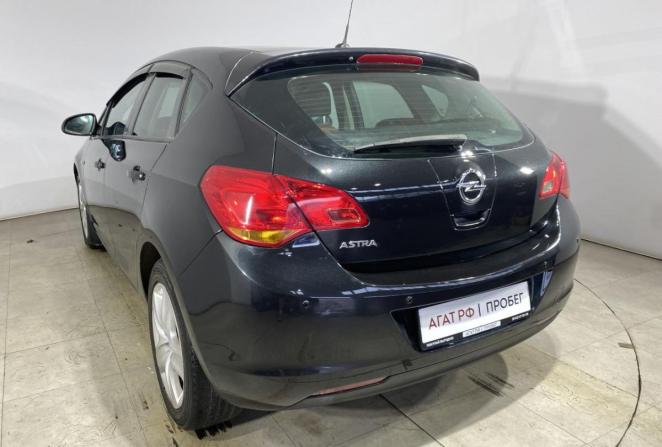 Opel Astra H Рестайлинг с пробегом 2011 года, цена 630 000 рублей, 253106 км, хэтчбек, Автокод Объявления