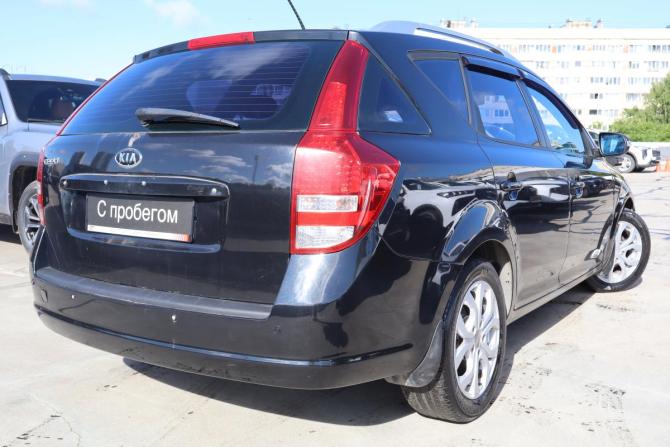 Kia Ceed I Рестайлинг с пробегом 2010 года, цена 639 000 рублей, 215000 км, универсал, Автокод Объявления