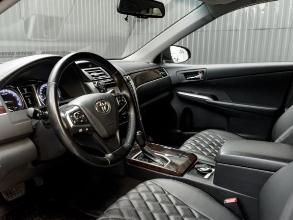 Toyota Camry VII (XV50) Рестайлинг с пробегом 2017 года, цена 2 385 000 рублей, 138179 км, седан, Автокод Объявления