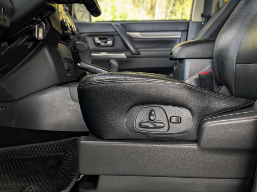 Mitsubishi Pajero IV Рестайлинг 2 Екатеринбург  - изображение 15