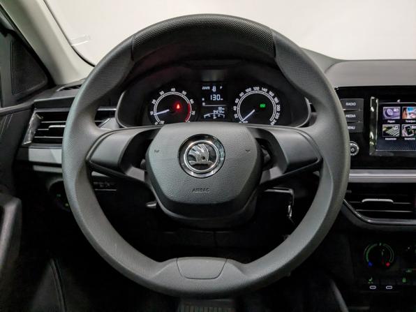 Skoda Rapid II с пробегом 2021 года, цена 1 600 000 рублей, 94262 км, лифтбек, Автокод Объявления