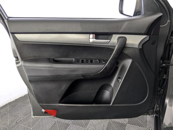 Kia Sorento II Рестайлинг с пробегом 2015 года, цена 1 850 000 рублей, 112508 км, внедорожник, Автокод Объявления