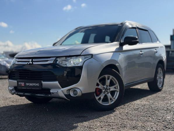 Mitsubishi Outlander III с пробегом 2013 года, цена 1 315 000 рублей, 261292 км, внедорожник, Автокод Объявления