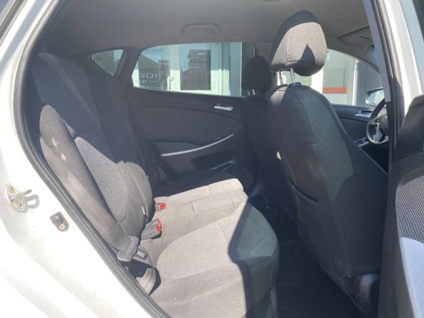 Hyundai Solaris I с пробегом 2014 года, цена 735 000 рублей, 157400 км, хэтчбек, Автокод Объявления