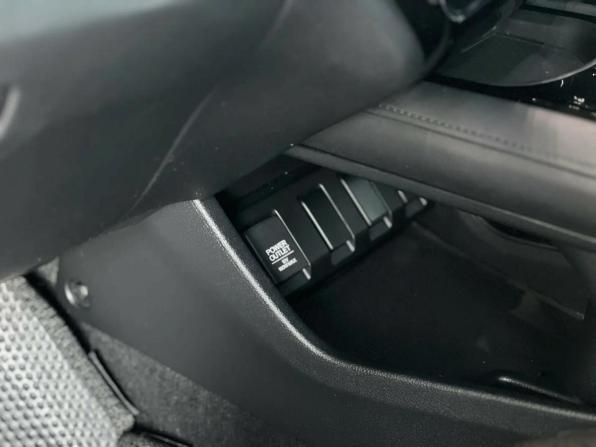 Honda Vezel I с пробегом 2016 года, цена 1 695 000 рублей, 96045 км, внедорожник, Автокод Объявления