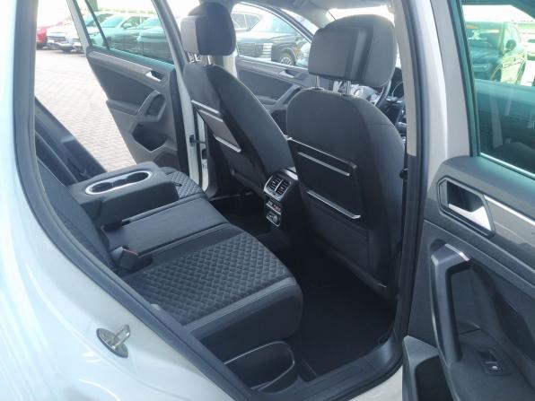 Volkswagen Tiguan II с пробегом 2019 года, цена 2 450 000 рублей, 92204 км, внедорожник, Автокод Объявления