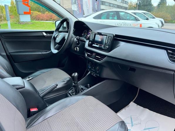 Skoda Rapid II с пробегом 2020 года, цена 1 459 000 рублей, 132185 км, лифтбек, Автокод Объявления
