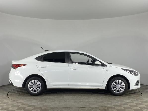 Hyundai Solaris II с пробегом 2017 года, цена 1 150 000 рублей, 198514 км, седан, Автокод Объявления