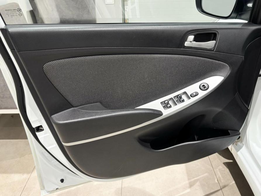 Hyundai Solaris I Екатеринбург  - изображение 13