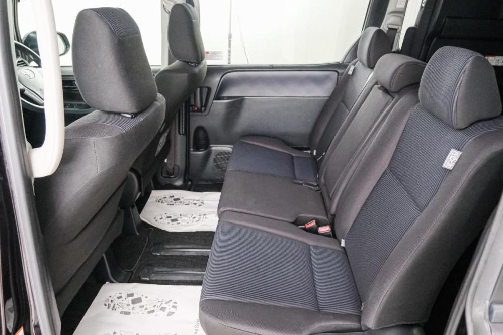 Toyota Noah III (R80) Красноярск  - изображение 19