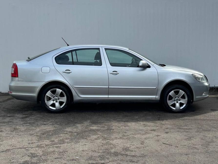 Skoda Octavia II (A5) Рестайлинг Москва  - изображение 4