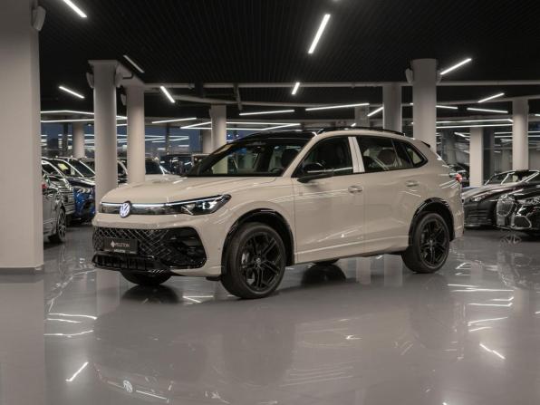 Volkswagen Tiguan III (China Market) с пробегом 2026 года, цена 4 900 000 рублей, 50 км, внедорожник, Автокод Объявления