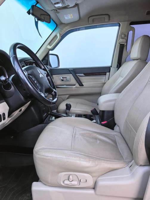 Mitsubishi Pajero IV Рестайлинг 2 Санкт-Петербург  - изображение 9