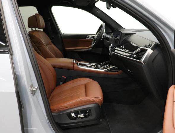 BMW X7 I (G07) Рестайлинг с пробегом 2025 года, цена 14 690 000 рублей, 14158 км, внедорожник, Автокод Объявления