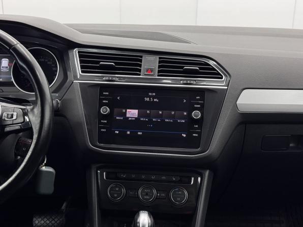 Volkswagen Tiguan II с пробегом 2017 года, цена 2 100 000 рублей, 165200 км, внедорожник, Автокод Объявления