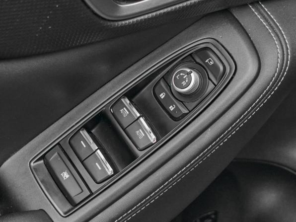 Subaru Forester V с пробегом 2019 года, цена 3 040 000 рублей, 146013 км, внедорожник, Автокод Объявления