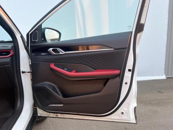Geely Coolray I Рестайлинг с пробегом 2024 года, цена 1 950 000 рублей, 77000 км, внедорожник, Автокод Объявления