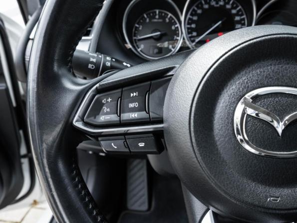 Mazda 6 III (GJ) Рестайлинг с пробегом 2017 года, цена 2 467 000 рублей, 46774 км, седан, Автокод Объявления