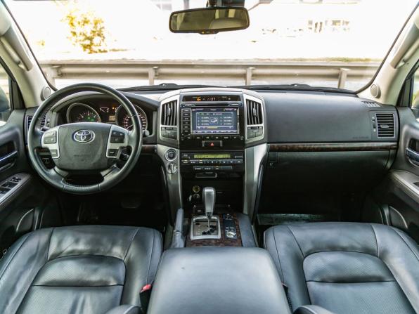 Toyota Land Cruiser 200 Series Рестайлинг 1 с пробегом 2015 года, цена 4 798 000 рублей, 122353 км, внедорожник, Автокод Объявления