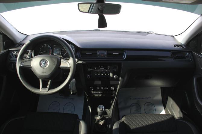 Skoda Rapid I с пробегом 2016 года, цена 998 800 рублей, 165207 км, лифтбек, Автокод Объявления