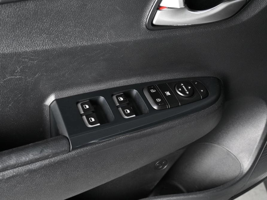 Kia Rio IV Рестайлинг Ростов-на-Дону  - изображение 17