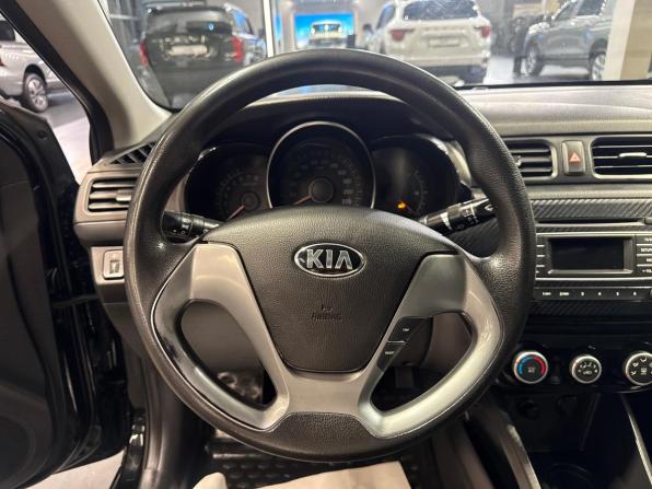 Kia Rio III Рестайлинг с пробегом 2015 года, цена 795 000 рублей, 156123 км, седан, Автокод Объявления