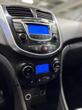Hyundai Solaris I с пробегом 2011 года, цена 789 000 рублей, 211480 км, хэтчбек, Автокод Объявления