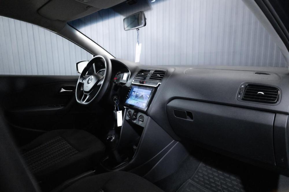 Volkswagen Polo V Рестайлинг Тюмень  - изображение 17