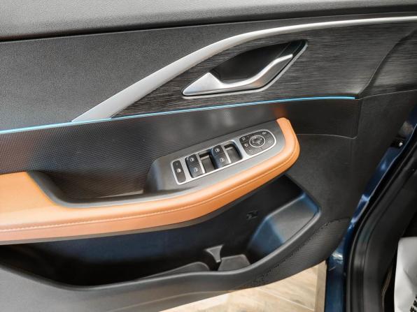 Omoda C5 I с пробегом 2022 года, цена 1 627 000 рублей, 51658 км, внедорожник, Автокод Объявления