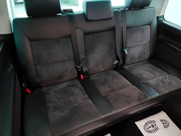 Volkswagen Multivan T5 Рестайлинг с пробегом 2011 года, цена 2 280 300 рублей, 268843 км, минивэн, Автокод Объявления