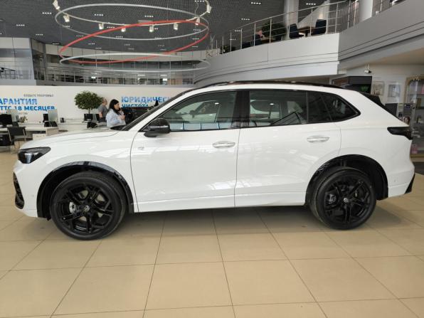 Volkswagen Tiguan III (China Market) с пробегом 2025 года, цена 4 850 000 рублей, 20 км, внедорожник, Автокод Объявления