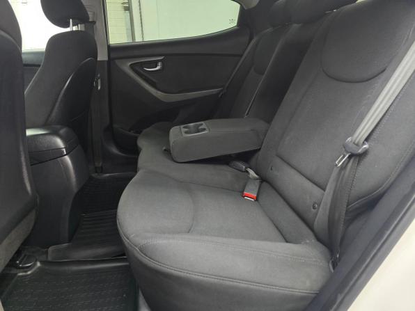 Hyundai Elantra V (MD) Рестайлинг с пробегом 2015 года, цена 1 299 000 рублей, 182169 км, седан, Автокод Объявления