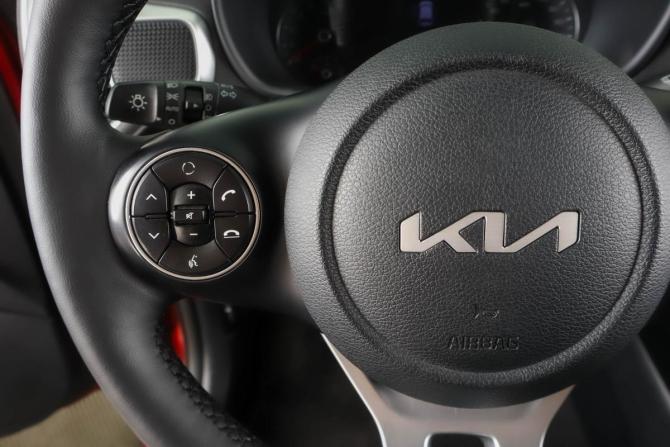 Kia Soul III с пробегом 2022 года, цена 2 159 000 рублей, 115000 км, хэтчбек, Автокод Объявления