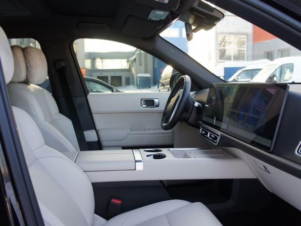 Li Auto (Lixiang) L7 I Рестайлинг с пробегом 2024 года, цена 6 800 000 рублей, 6050 км, внедорожник, Автокод Объявления