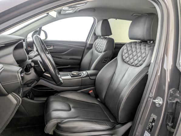 Hyundai Santa Fe IV Рестайлинг с пробегом 2022 года, цена 4 450 000 рублей, 49970 км, внедорожник, Автокод Объявления