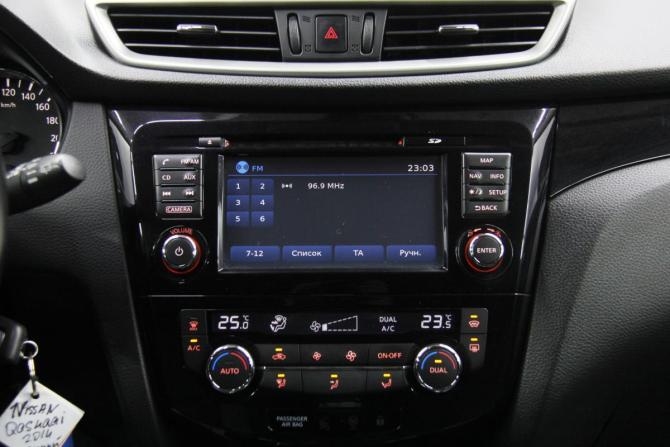Nissan Qashqai II с пробегом 2014 года, цена 1 387 000 рублей, 192812 км, внедорожник, Автокод Объявления