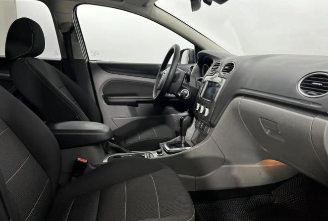 Ford Focus II Рестайлинг с пробегом 2010 года, цена 750 000 рублей, 174471 км, седан, Автокод Объявления