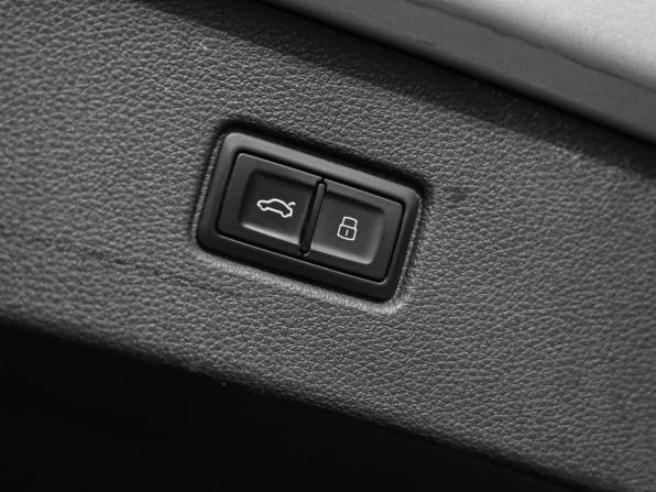 Audi Q7 II (4M) с пробегом 2016 года, цена 2 998 000 рублей, 240847 км, внедорожник, Автокод Объявления