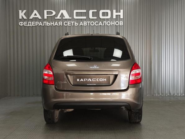 Lada (ВАЗ) Granta I Рестайлинг с пробегом 2022 года, цена 690 000 рублей, 60010 км, универсал, Автокод Объявления