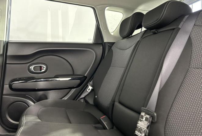 Kia Soul II Рестайлинг с пробегом 2017 года, цена 1 650 000 рублей, 43640 км, хэтчбек, Автокод Объявления