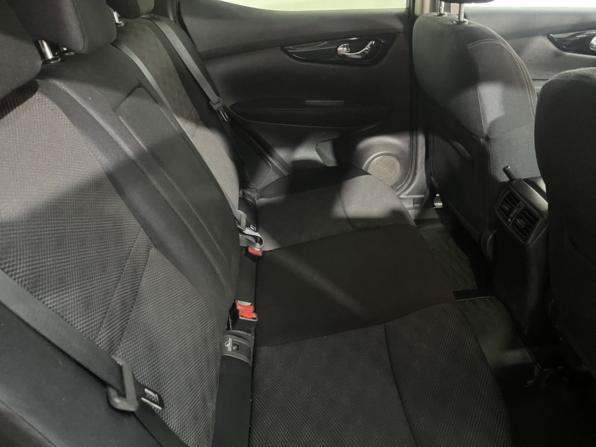 Nissan Qashqai II с пробегом 2015 года, цена 1 595 000 рублей, 104737 км, внедорожник, Автокод Объявления