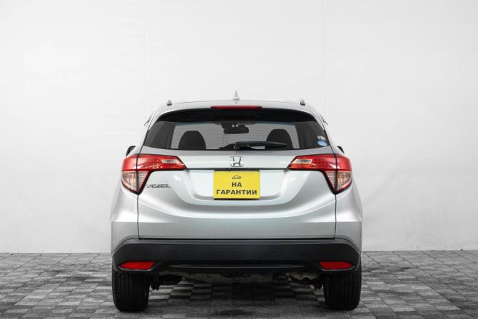 Honda Vezel I с пробегом 2015 года, цена 1 749 000 рублей, 70000 км, внедорожник, Автокод Объявления