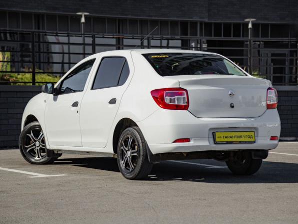 Renault Logan II с пробегом 2018 года, цена 460 000 рублей, 103000 км, седан, Автокод Объявления