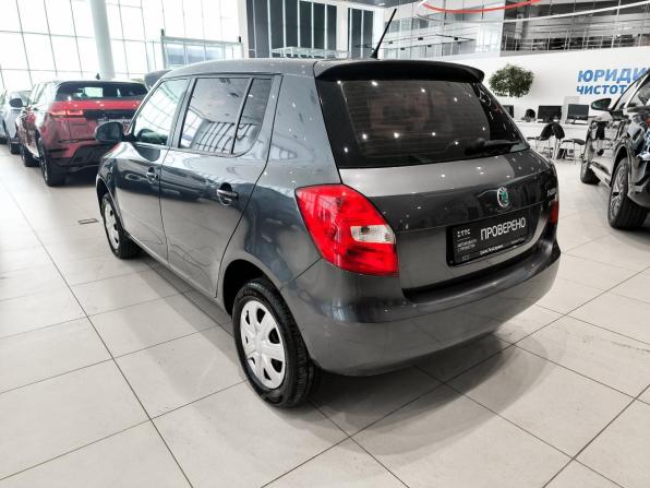 Skoda Fabia II Рестайлинг с пробегом 2012 года, цена 459 000 рублей, 210722 км, хэтчбек, Автокод Объявления