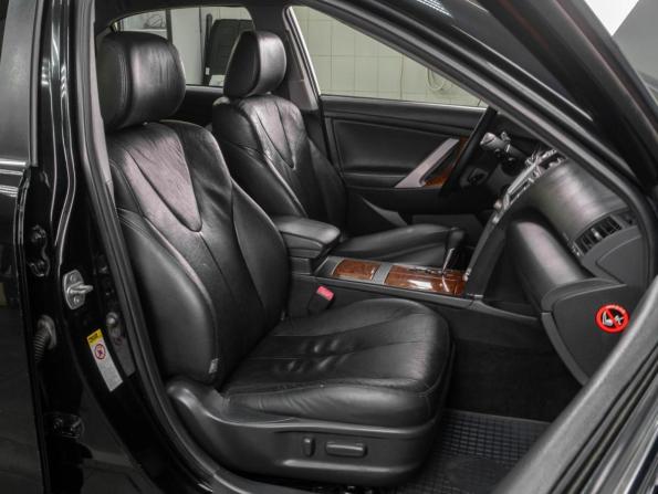 Toyota Camry VI (XV40) Рестайлинг с пробегом 2010 года, цена 1 329 000 рублей, 168024 км, седан, Автокод Объявления