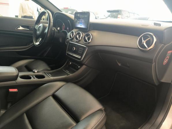 Mercedes-Benz GLA I (X156) Рестайлинг с пробегом 2017 года, цена 2 250 000 рублей, 147025 км, внедорожник, Автокод Объявления