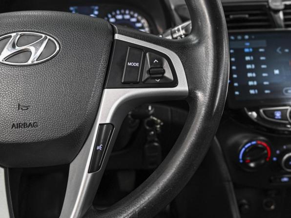 Hyundai Solaris I с пробегом 2013 года, цена 784 000 рублей, 181224 км, седан, Автокод Объявления